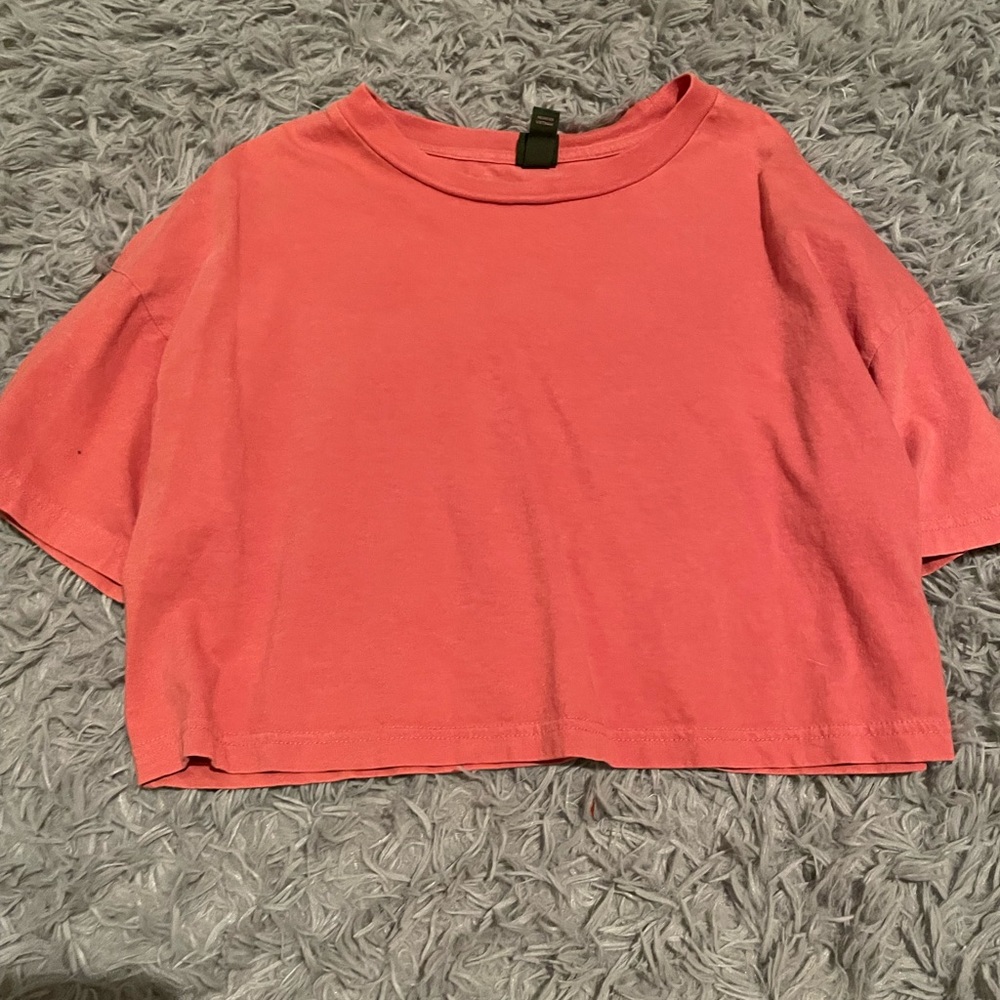 Crop top.